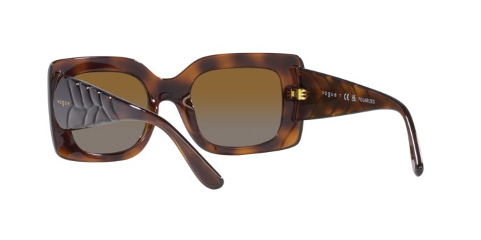 Sunglasses Vogue VO 5481S (2386T5) color top havana/marrone shape rectangle lenses polarizzata grigio sfumato marrone