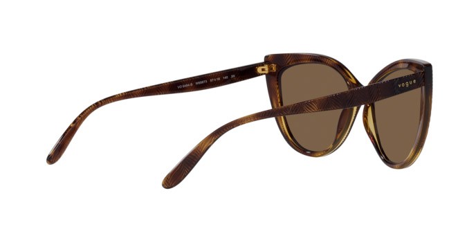 Occhiali da sole Vogue VO 5484S (W65673) colore havana scuro forma cat eye lenti marrone scuro