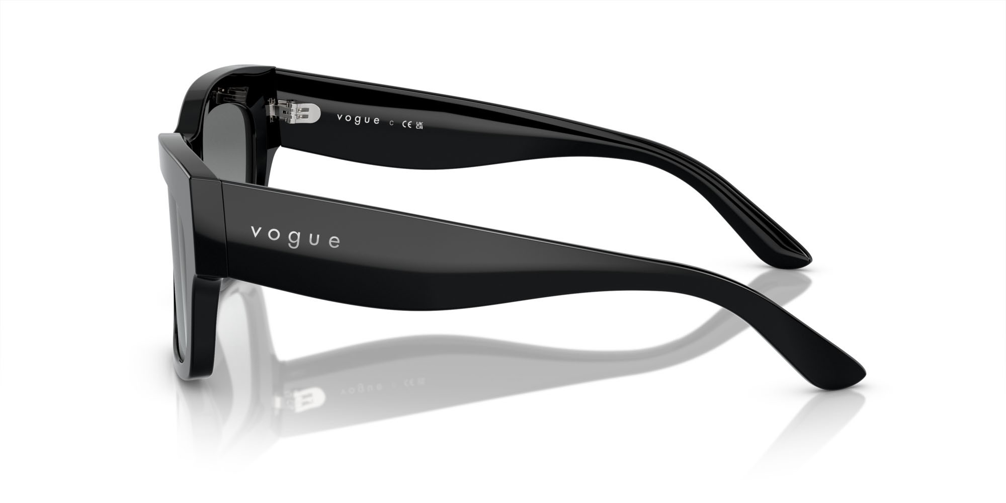 Occhiali da sole Vogue VO 5524S (W44/11) colore nero forma quadrato lenti sfumato grigio