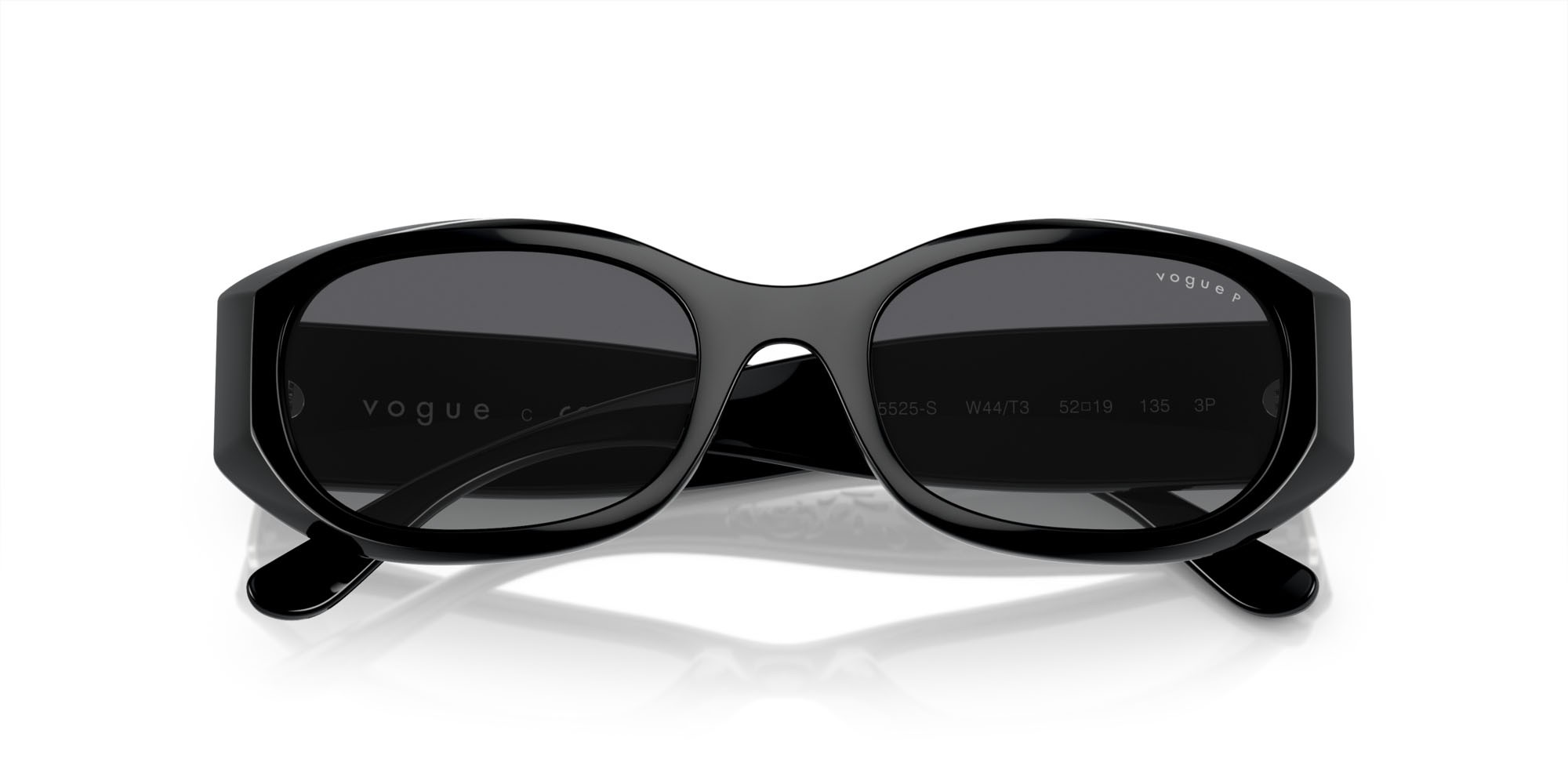 Occhiali da sole Vogue VO 5525S (W44/T3) colore nero forma quadrato lenti polarized grigia sfumata