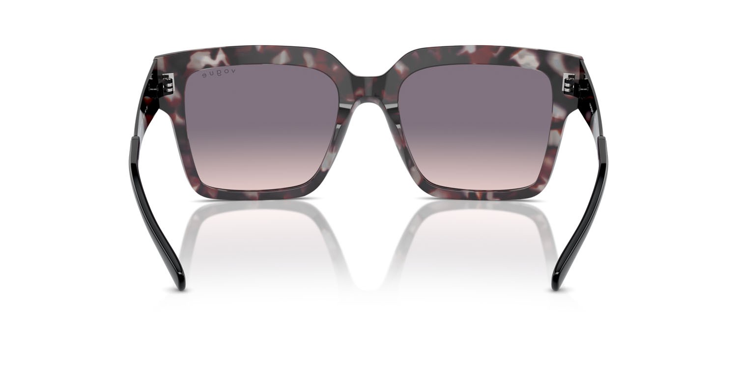 Sunglasses Vogue VO 5553S (314936) color grigio tartarugato shape square lenses rosa sfumato grigio