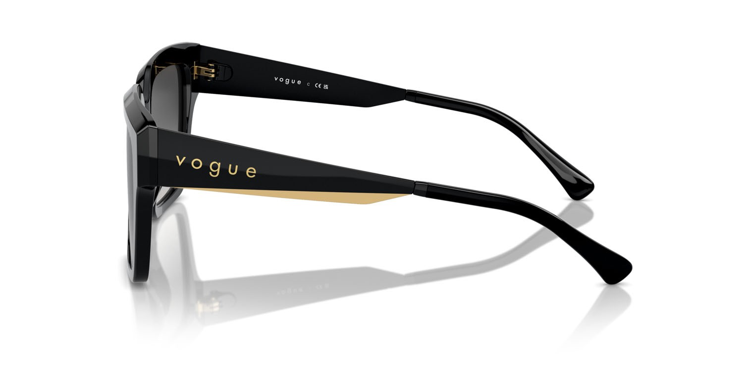 Occhiali da sole Vogue VO 5553S (W44/8G) colore nero forma quadrato lenti grigio sfumato nero