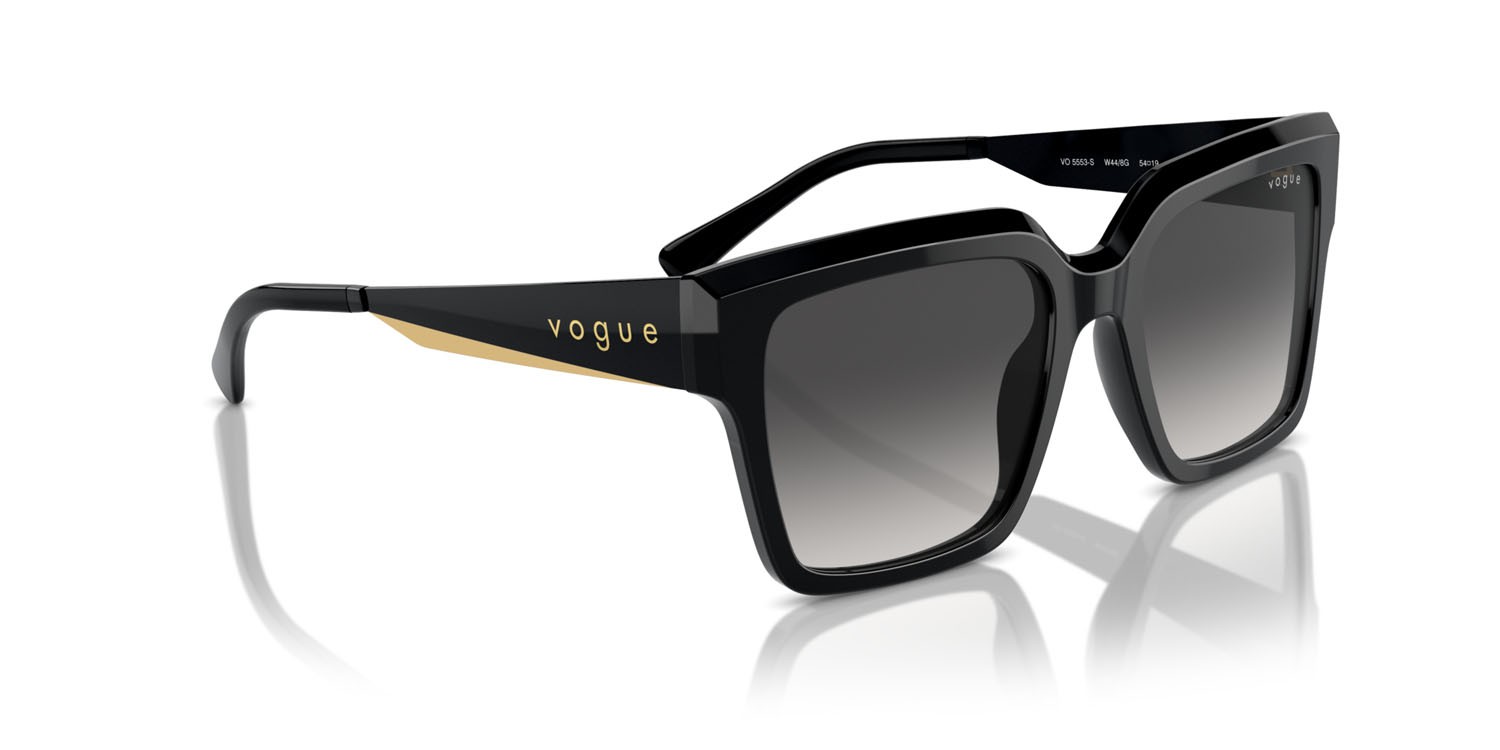 Occhiali da sole Vogue VO 5553S (W44/8G) colore nero forma quadrato lenti grigio sfumato nero