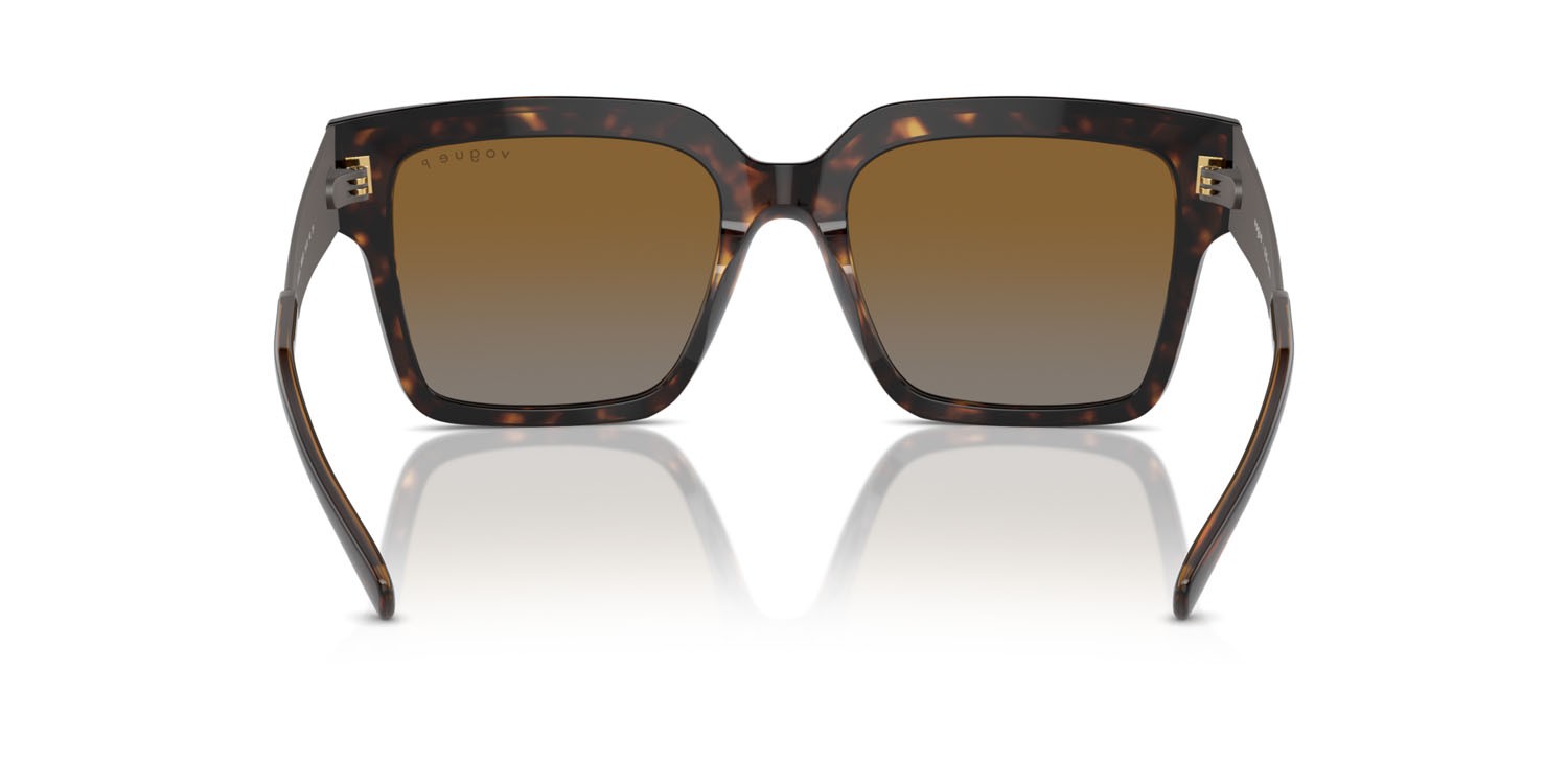 Sunglasses Vogue VO 5553S (W656T5) color havana scuro shape square lenses gradient brown polarized