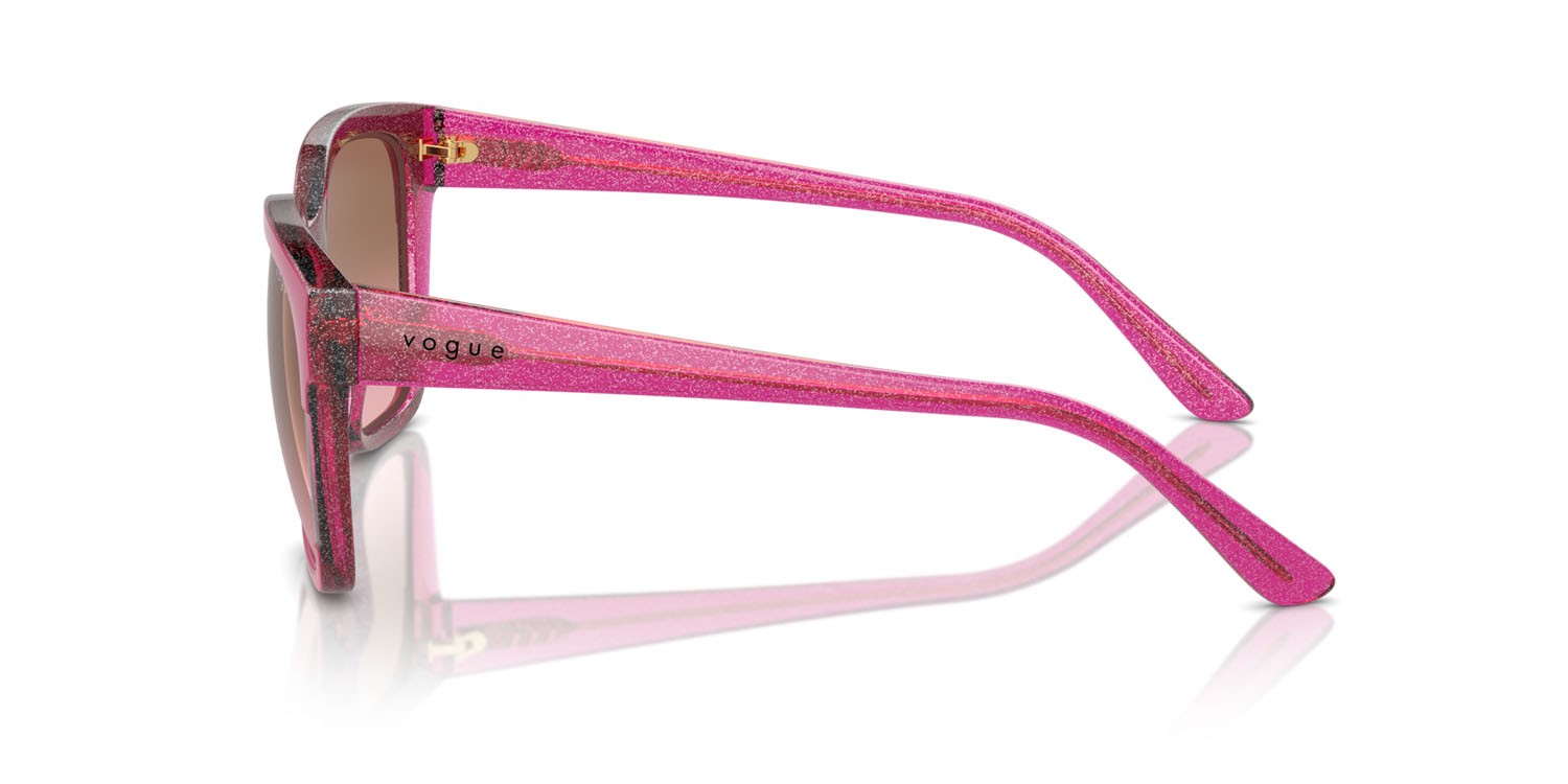 Sunglasses Vogue VO 5558S (313514) color cherry/transparent fuchsia glitter shape square lenses rosa sfumato marrone