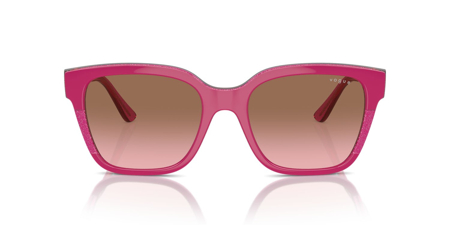 Sunglasses Vogue VO 5558S (313514) color cherry/transparent fuchsia glitter shape square lenses rosa sfumato marrone