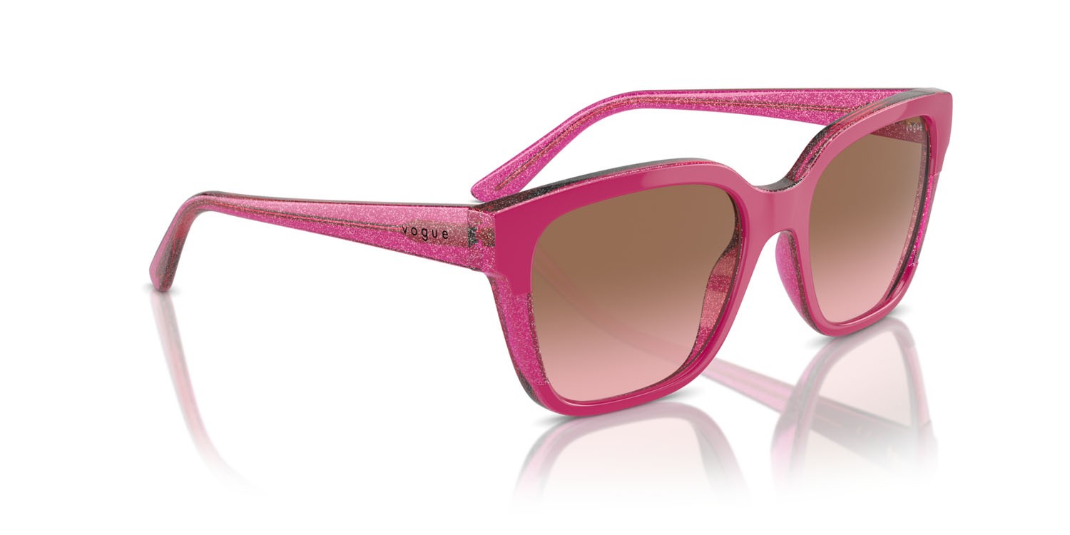 Sunglasses Vogue VO 5558S (313514) color cherry/transparent fuchsia glitter shape square lenses rosa sfumato marrone
