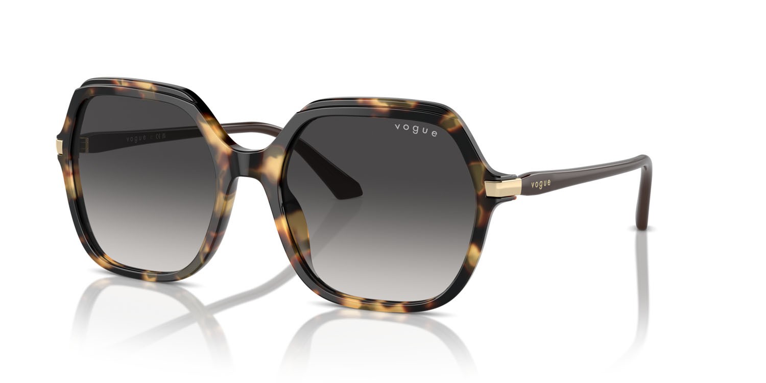 Sunglasses Vogue VO 5561S (26058G) color tartarugato giallo shape square lenses grigio sfumato nero