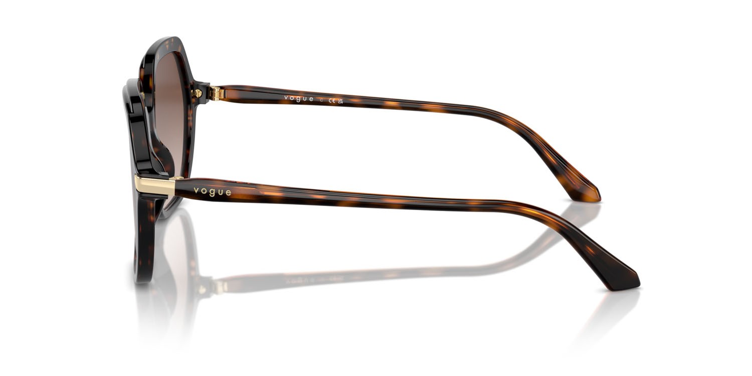 Sunglasses Vogue VO 5561S (W65613) color havana scuro shape square lenses marrone sfumato