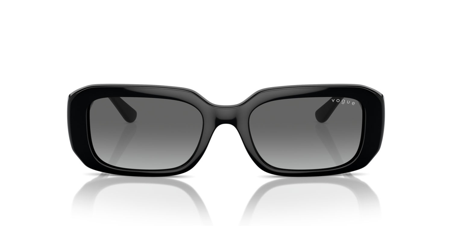 Occhiali da sole Vogue VO 5565S (W44/11) colore nero forma quadrato lenti sfumato grigio