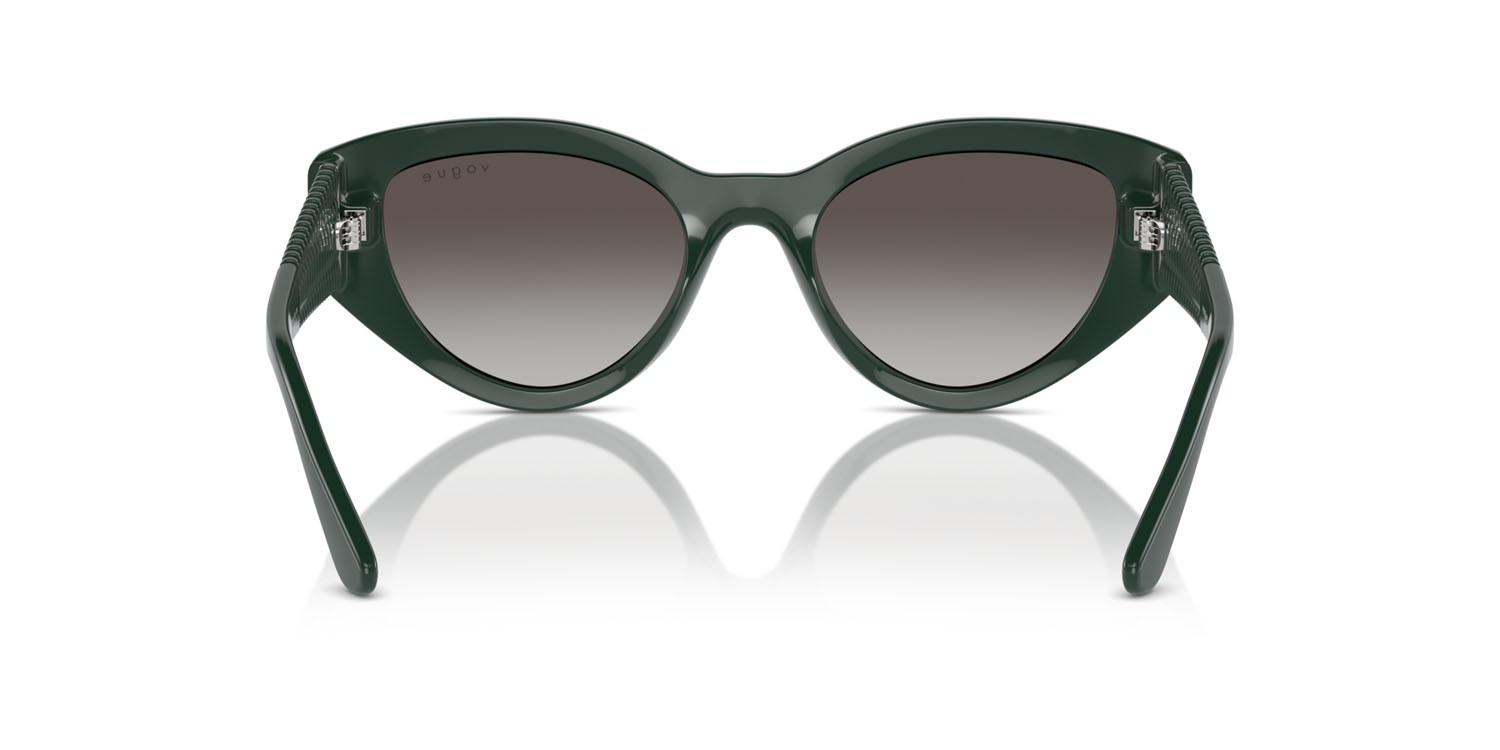 Occhiali da sole Vogue VO 5566S (31228G) colore verde scuro full forma cat eye lenti grigio sfumato nero