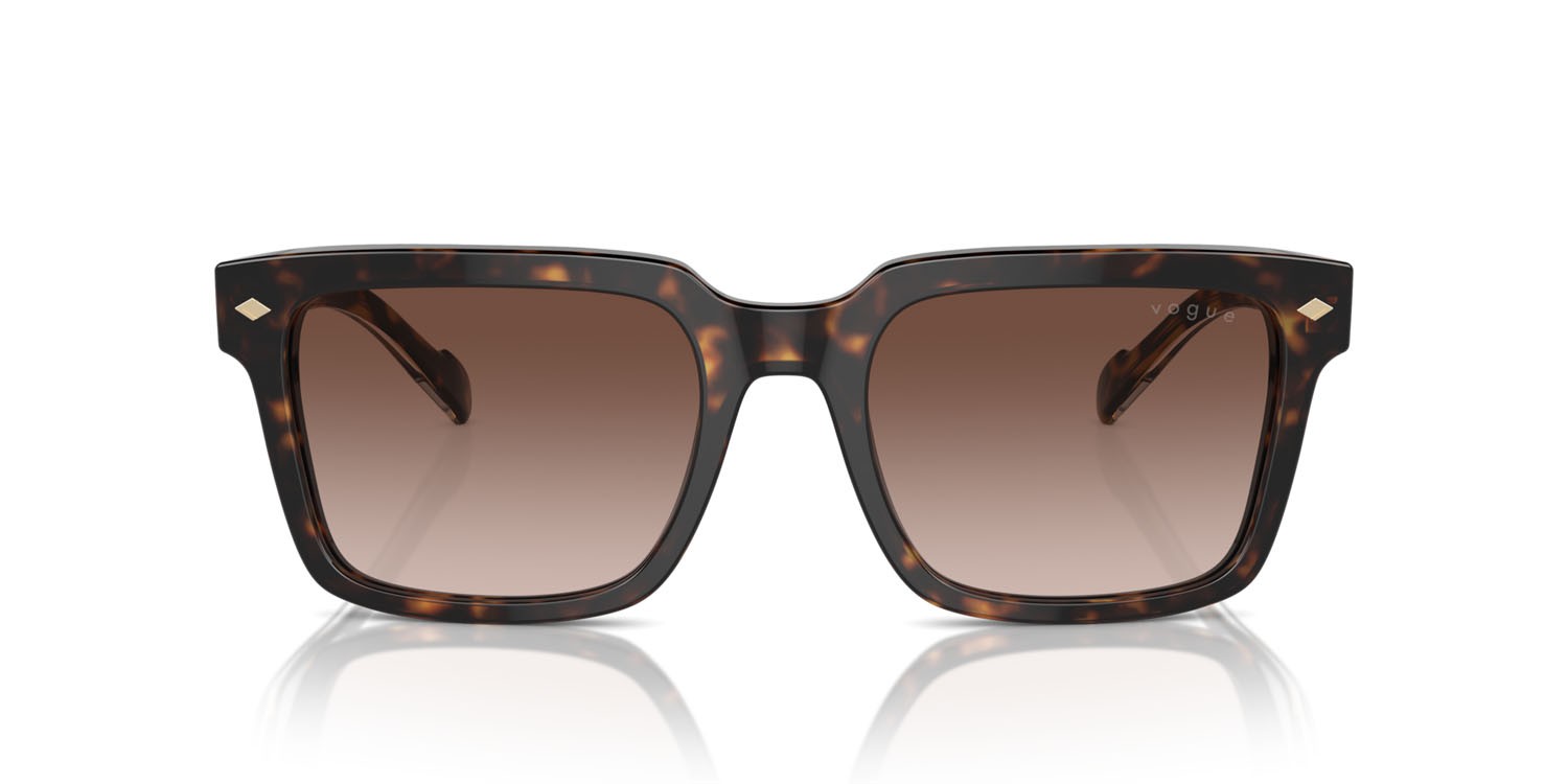 Sunglasses Vogue VO 5573S (W65613) color havana scuro shape square lenses marrone sfumato