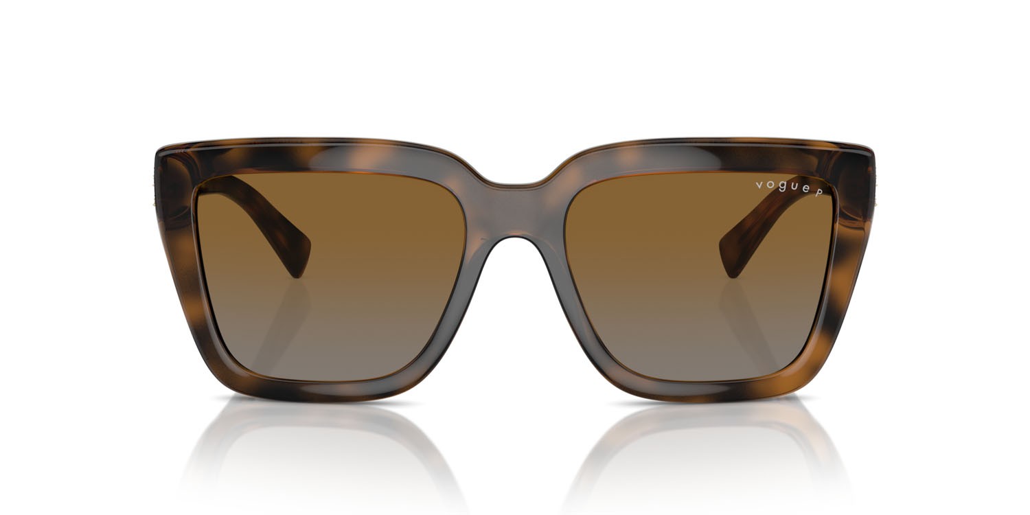 Occhiali da sole Vogue VO 5575SB (2386T5) colore top havana scuro/marrone chiaro forma farfalla lenti gradient brown polarized