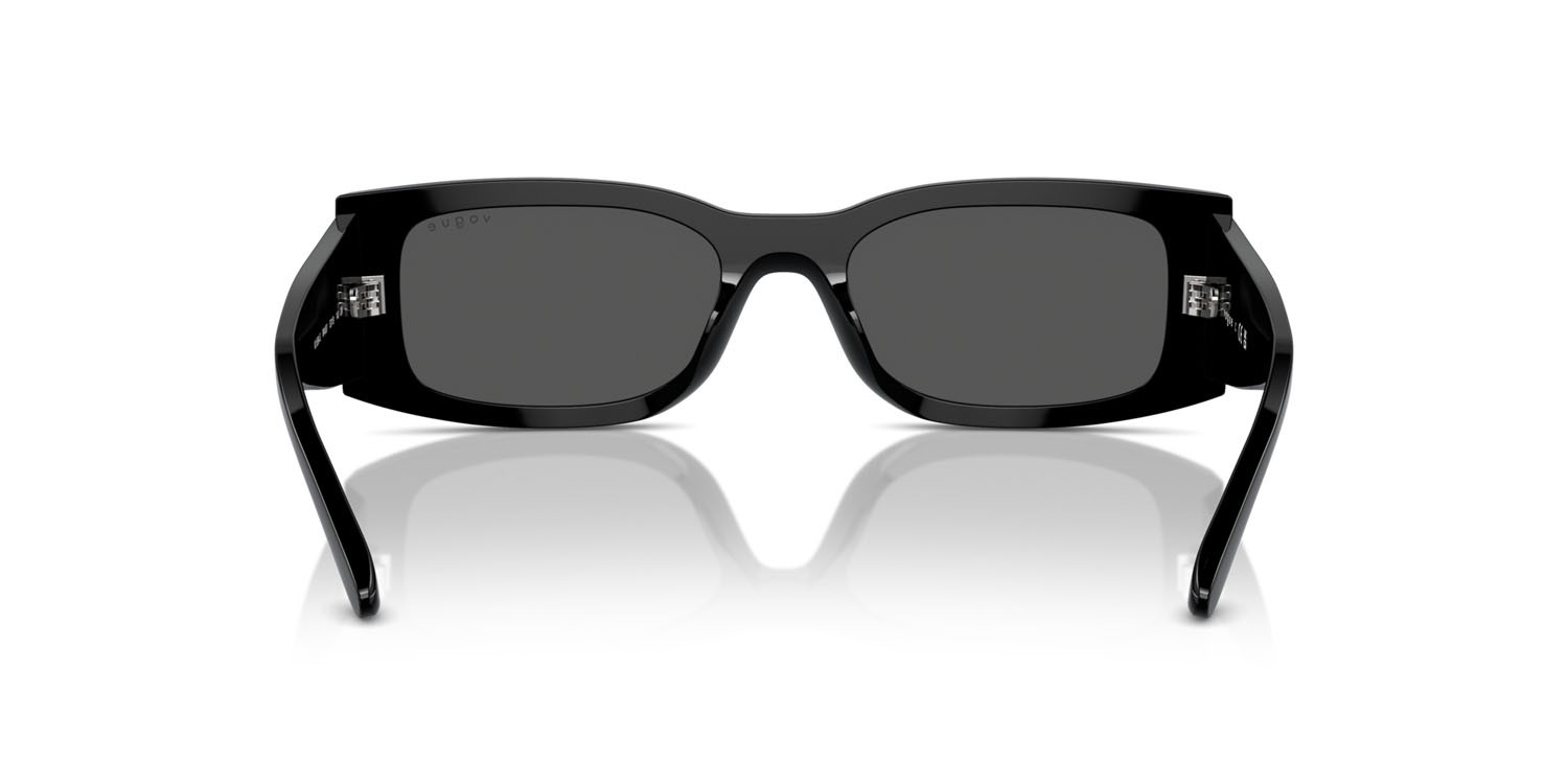 Sunglasses Vogue VO 5584S (W44/87) color nero shape rectangle lenses grigio scuro