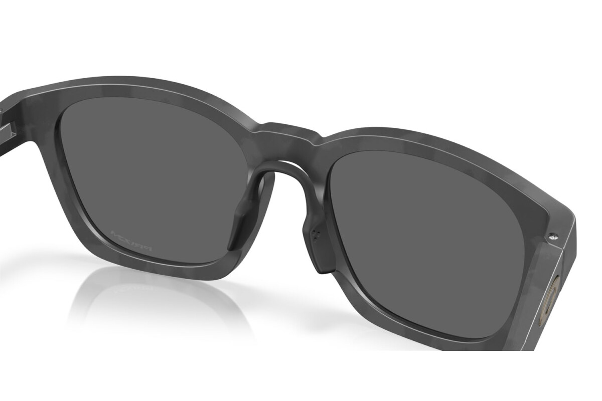 Sunglasses Man Woman Oakley Shackle OO 9507D 950705