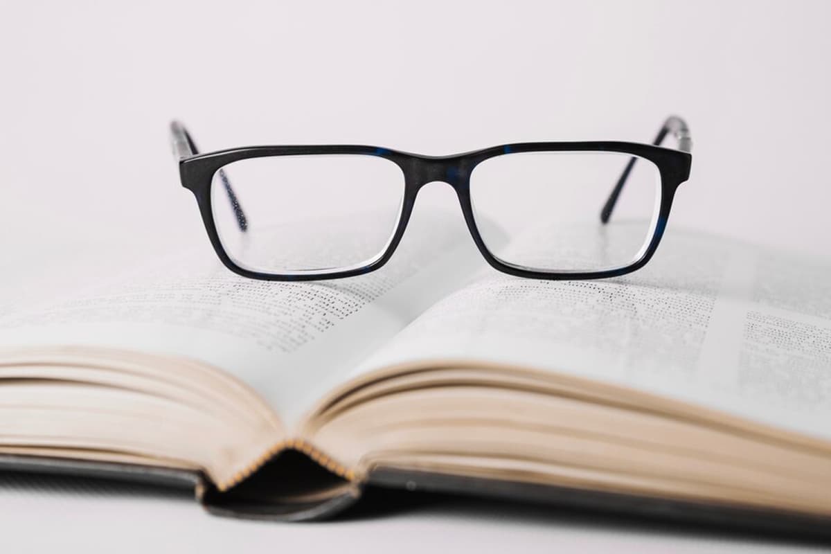 Lenti da lettura: ritrova il piacere dei dettagli