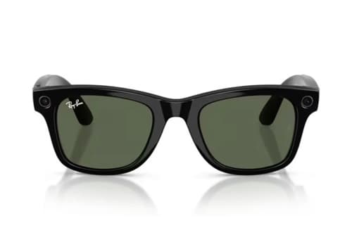 Occhiali Smart Ray-Ban Meta Wayfarer con intelligenza artificiale